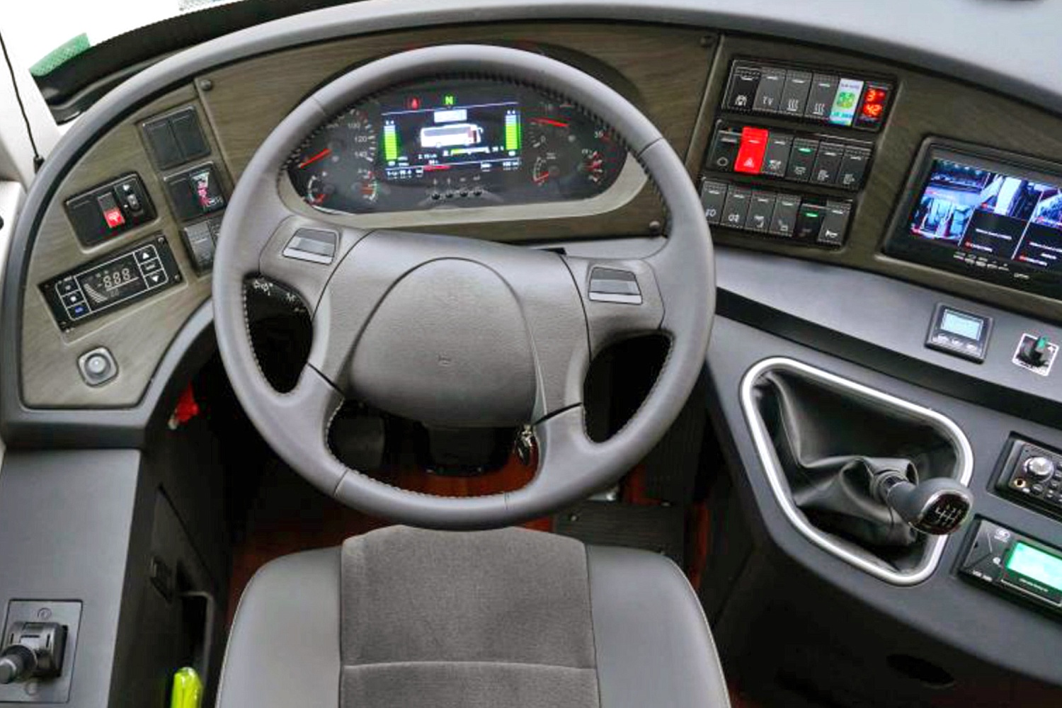 Автобус SOLLERS SA6 (12)